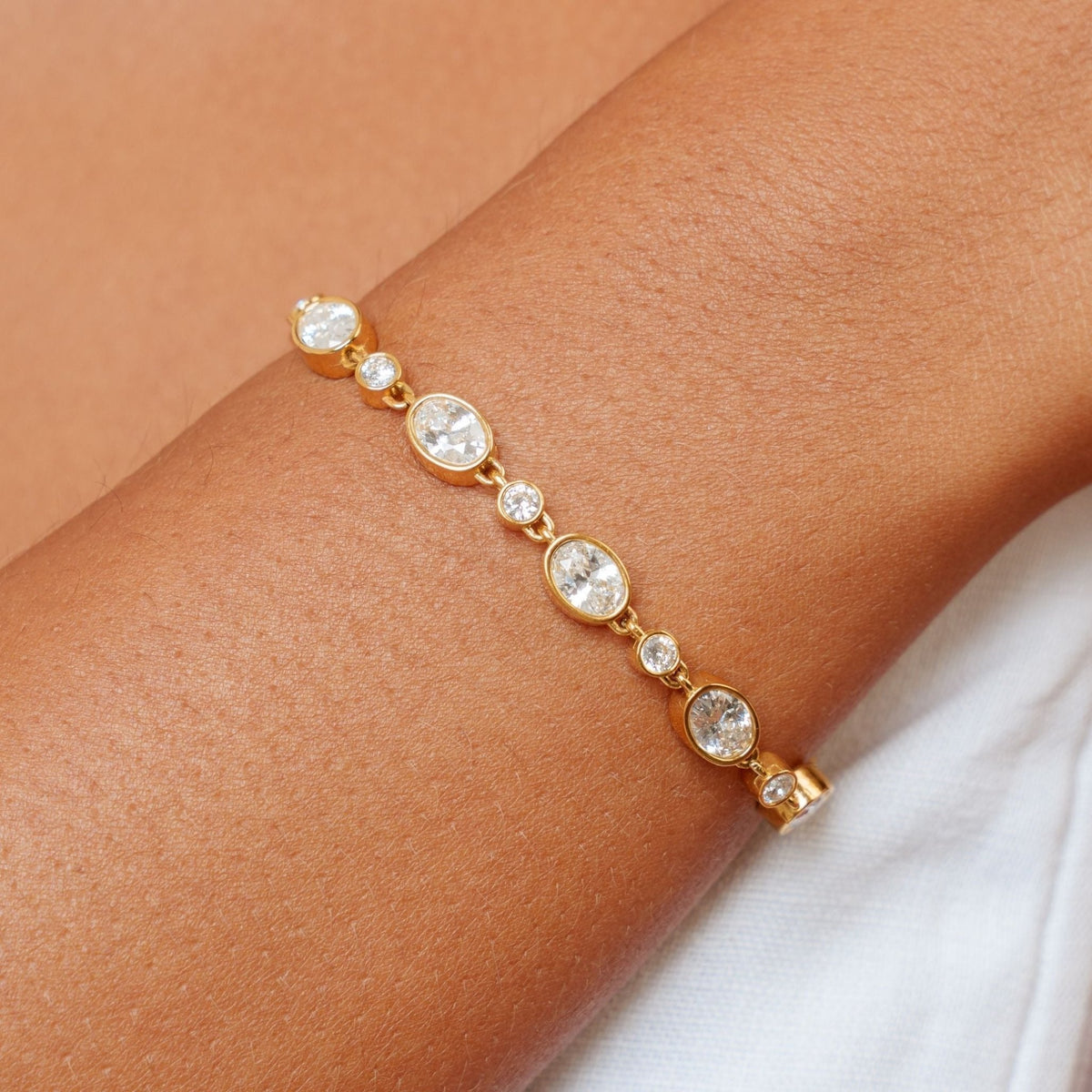 Colorful Zircon Beaded Bracelet, 18K Gold Stainless Steel, Waterproof - Mari Gavane