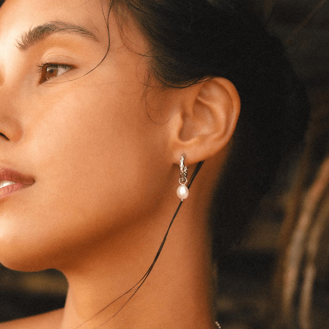 Freshwater Pearl Hammered Hoop Earrings, 18K Gold Stainless Steel, Waterproof - Mari Gavane