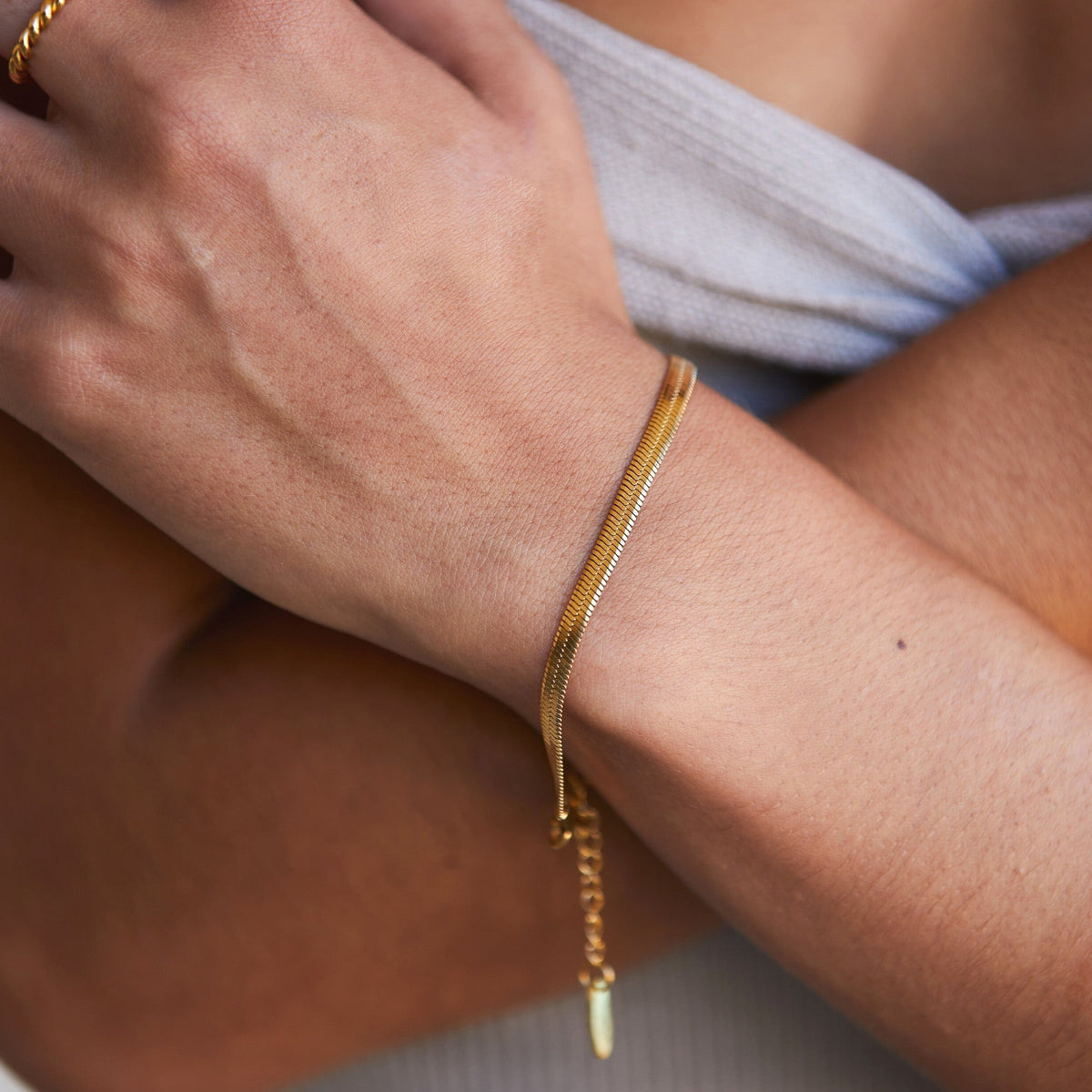 Kauai Herringbone Bracelet – waterproof bracelet by Mari Gavane (view 14)
