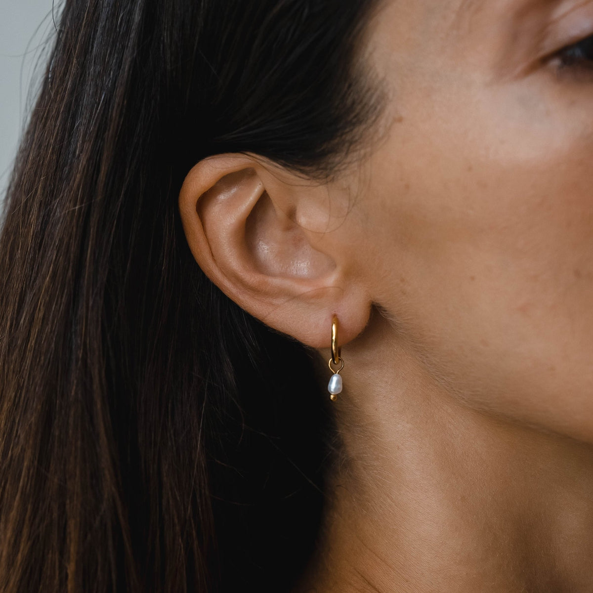 Single Freshwater Pearl Huggie Hoop Earrings, 18K Gold Stainless Steel, Waterproof - Mari Gavane