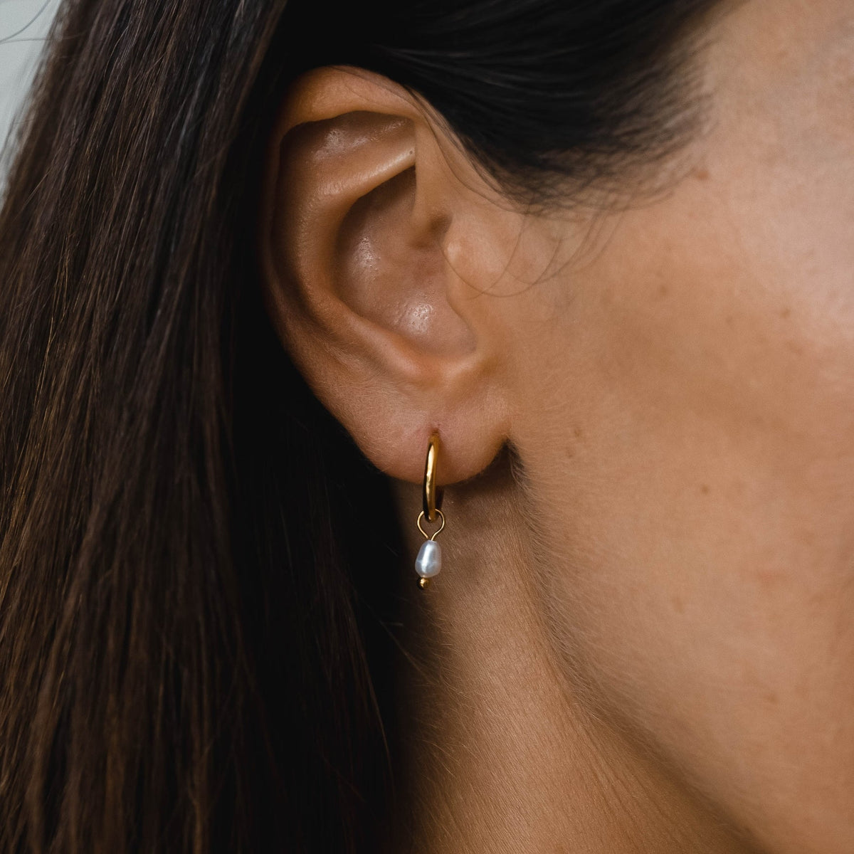 Single Freshwater Pearl Huggie Hoop Earrings, 18K Gold Stainless Steel, Waterproof - Mari Gavane