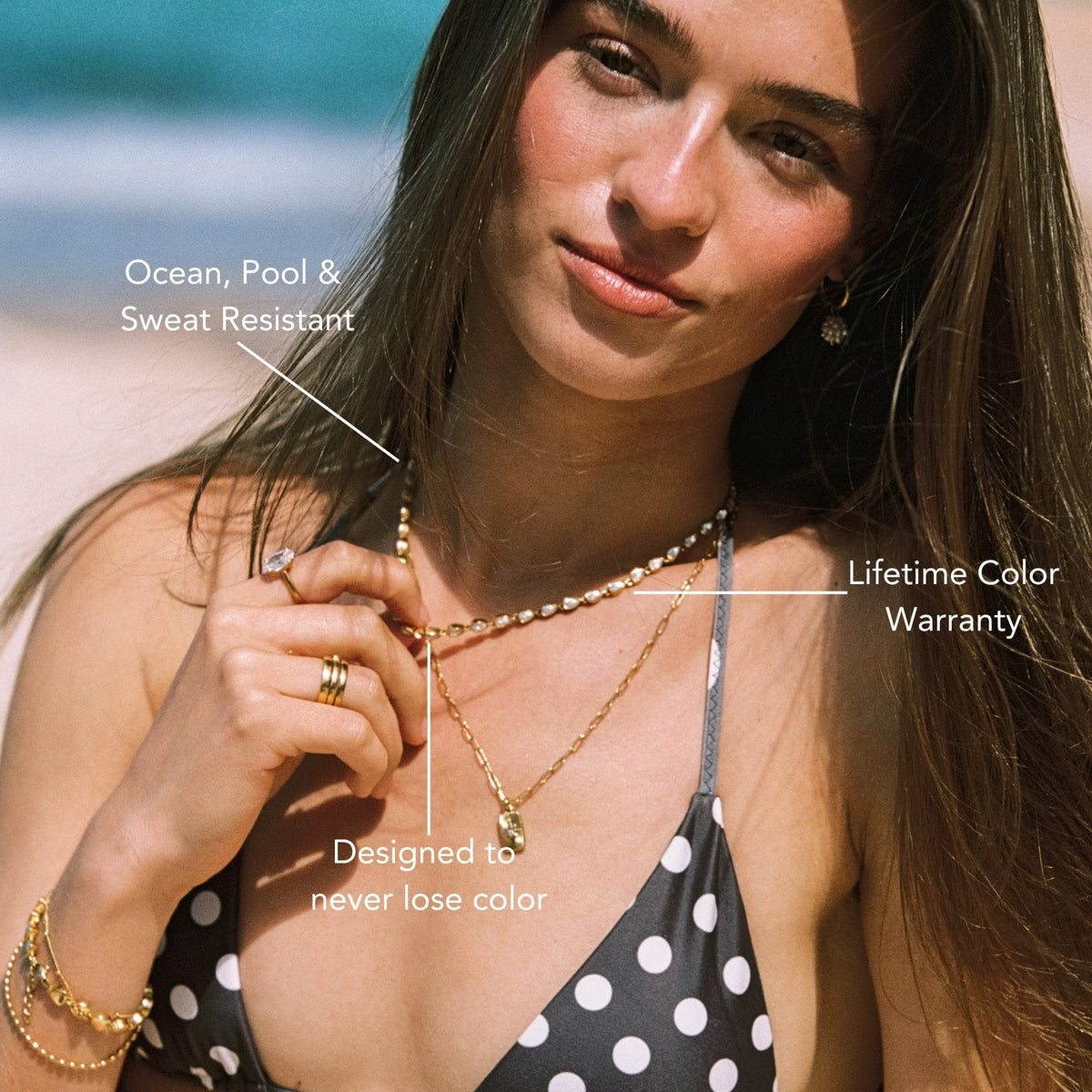 Colar de gargantilha com zircônia branca, ouro 18K e aço inoxidável, resistente à água, estilo elegante da marca Mari Gavane