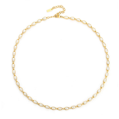 Colar com pingente de zircônia branca em aço inox dourado 18K, resistente à água, marca Mari Gavane