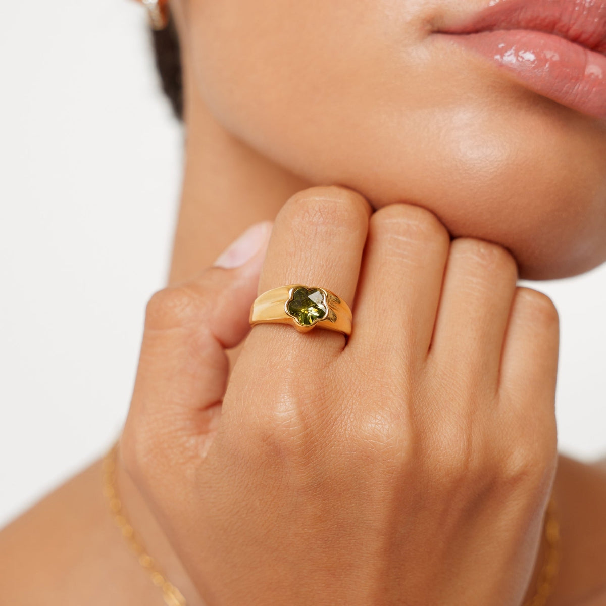 Zircon Flower Ring, 18K Gold Stainless Steel, Waterproof - Mari Gavane